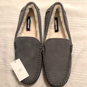 Lands’ End Suede Leather Moccasins Slipper Size 9 NWT